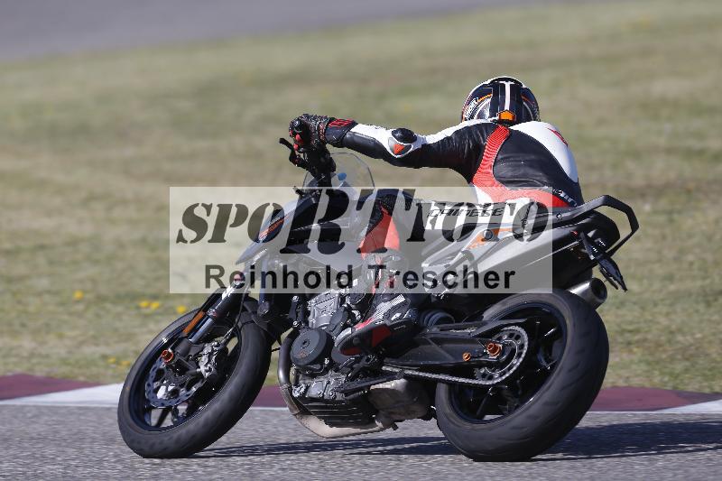 /07 09.04.2026 Cornu Master School ADR/Gruppe blau/30